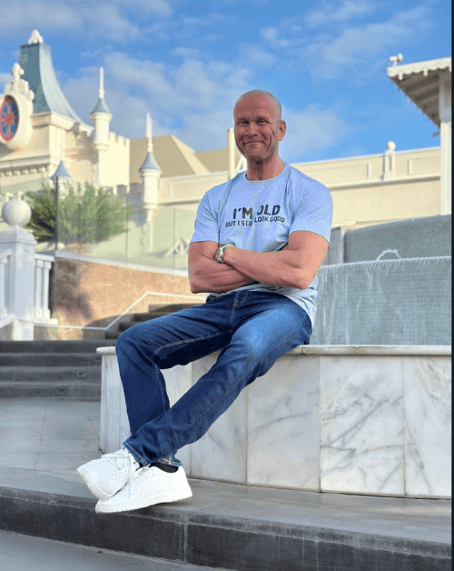 Sami Sundvik B-Cure laser